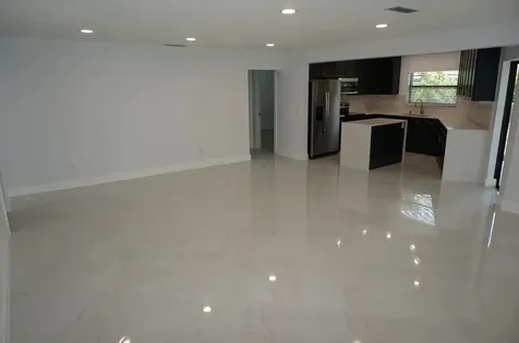 1513 39th Street West Palm Beach FL 33407