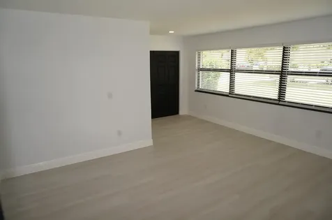 1513 39th Street West Palm Beach FL 33407