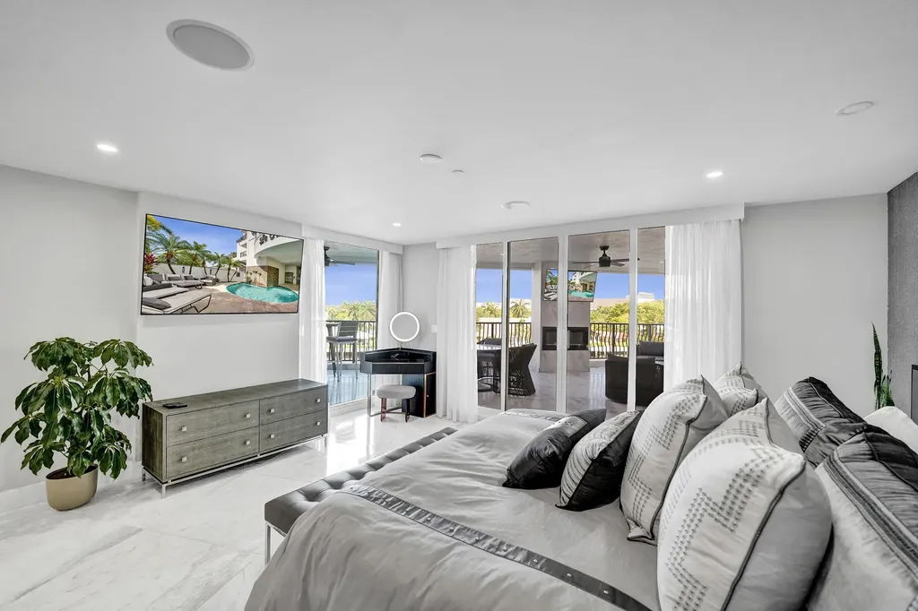 615 Bayshore Drive Fort Lauderdale FL 33304