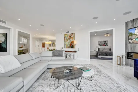 615 Bayshore Drive Fort Lauderdale FL 33304
