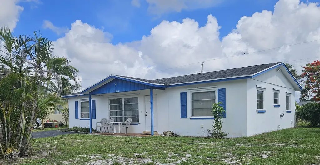 5531 S 37th Street Greenacres FL 33463