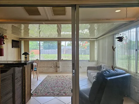 5531 S 37th Street Greenacres FL 33463