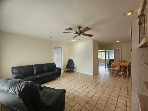 5531 S 37th Street Greenacres FL 33463
