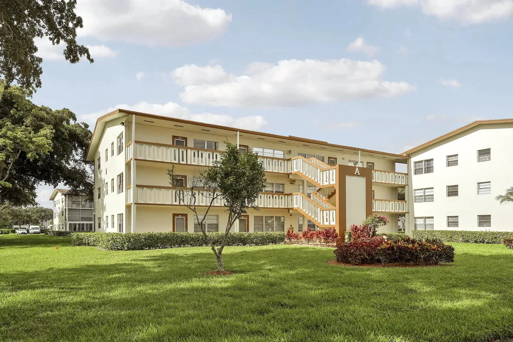16 Mansfield A Boca Raton FL 33434