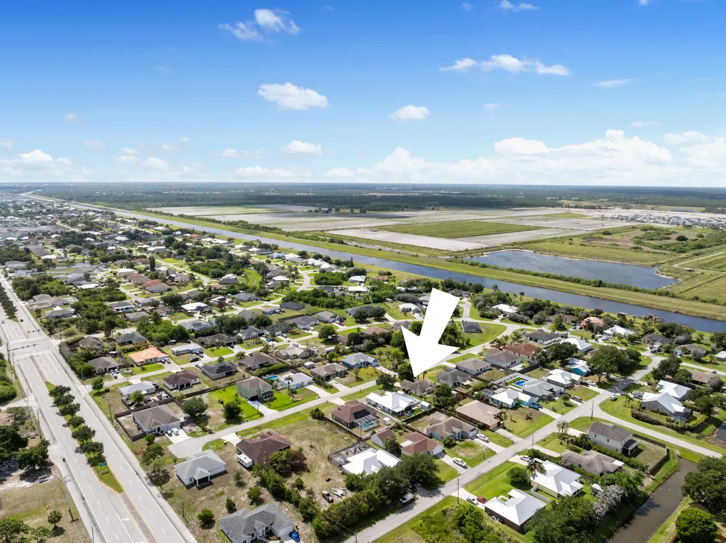4652 SW Alpha Street Port St Lucie FL 34953