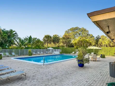 2700 S Oakland Forest Drive Oakland Park FL 33309