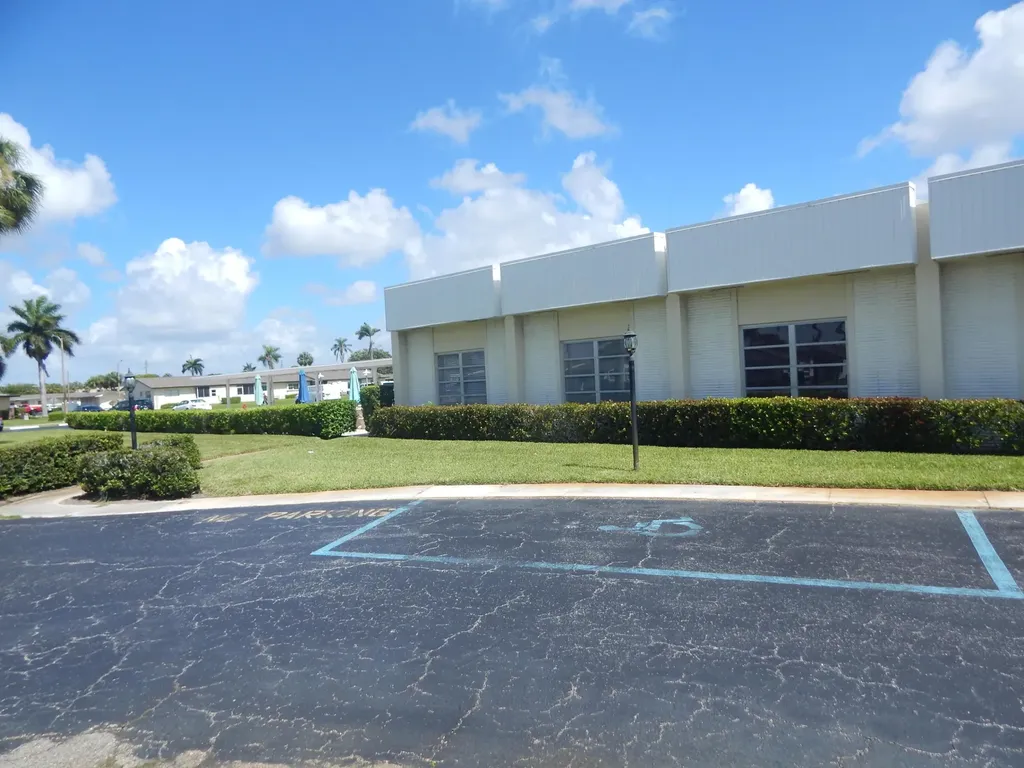 2930 E Ashley Drive Drive E West Palm Beach FL 33415