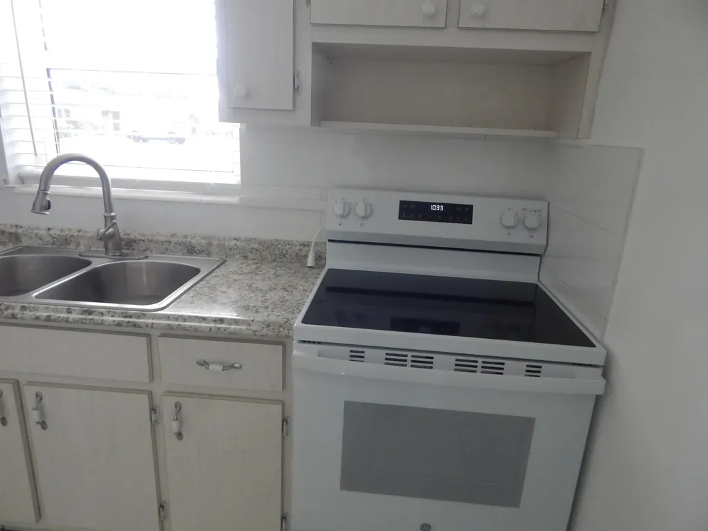 2930 E Ashley Drive Drive E West Palm Beach FL 33415