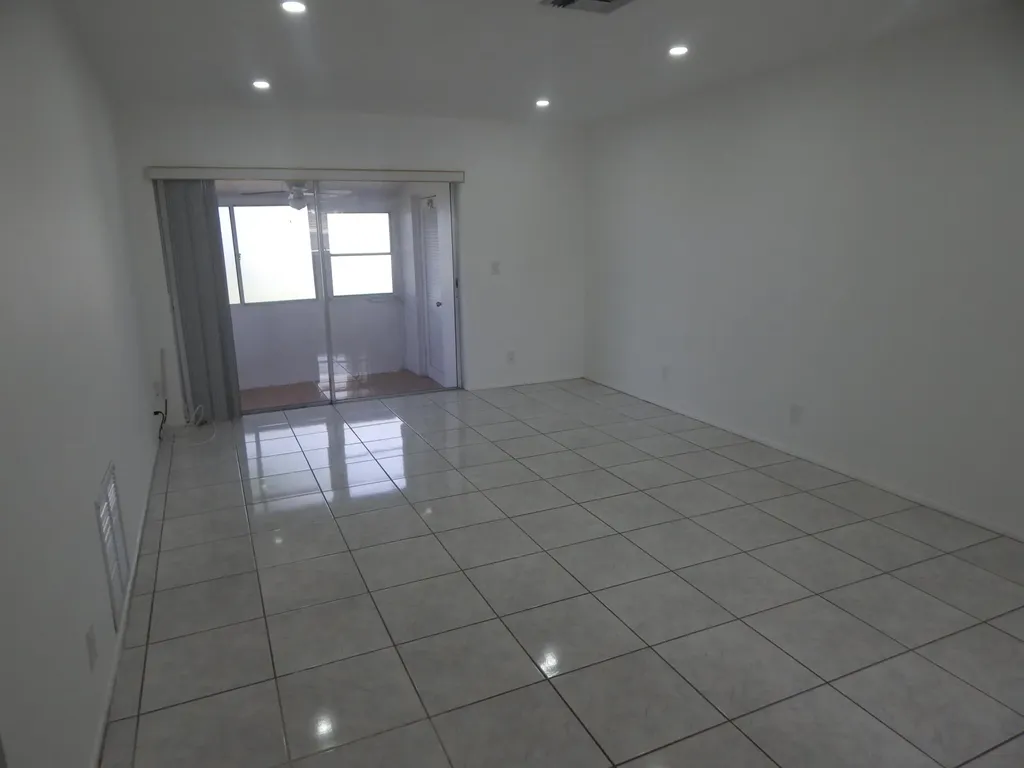 2930 E Ashley Drive Drive E West Palm Beach FL 33415