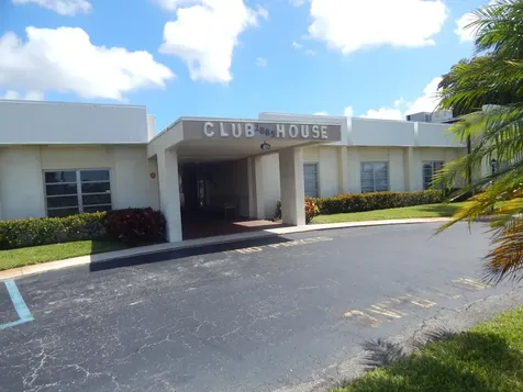 2930 E Ashley Drive Drive E West Palm Beach FL 33415