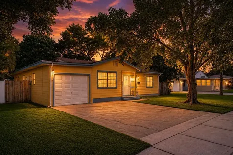 713 NE 35th Street Oakland Park FL 33334