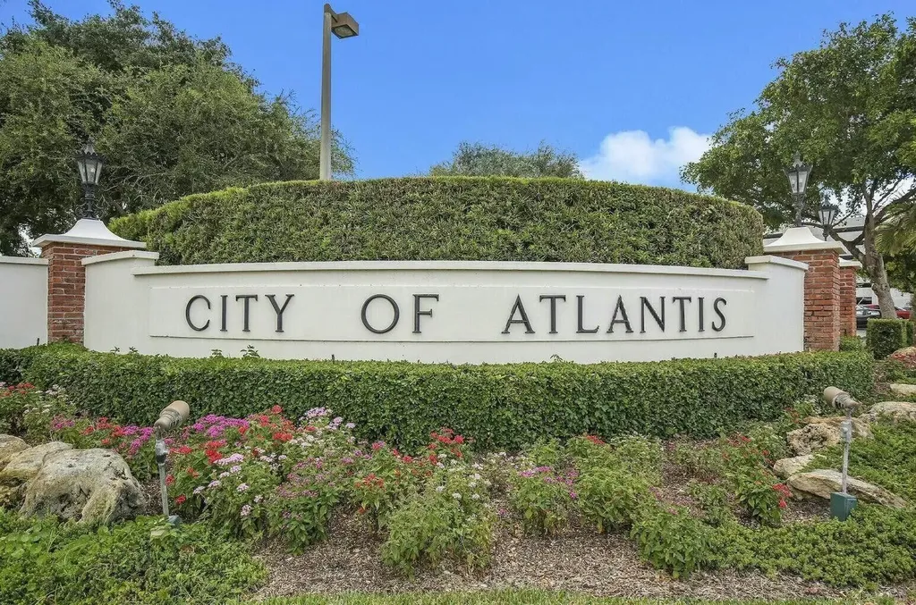 116 Palm Circle Atlantis FL 33462