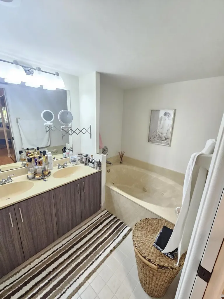 1412 SW 110th Way Davie FL 33324