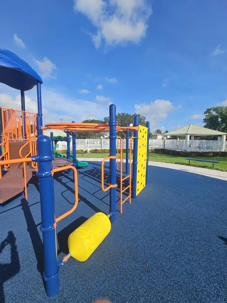1412 SW 110th Way Davie FL 33324