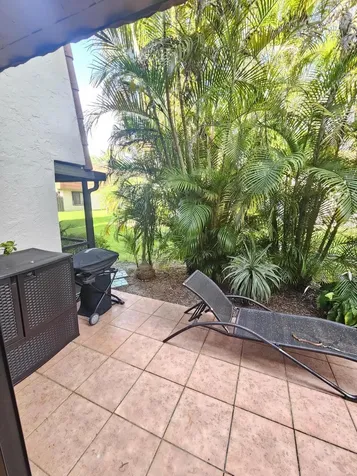 1412 SW 110th Way Davie FL 33324