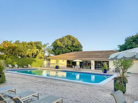 2700 S Oakland Forest Drive Oakland Park FL 33309