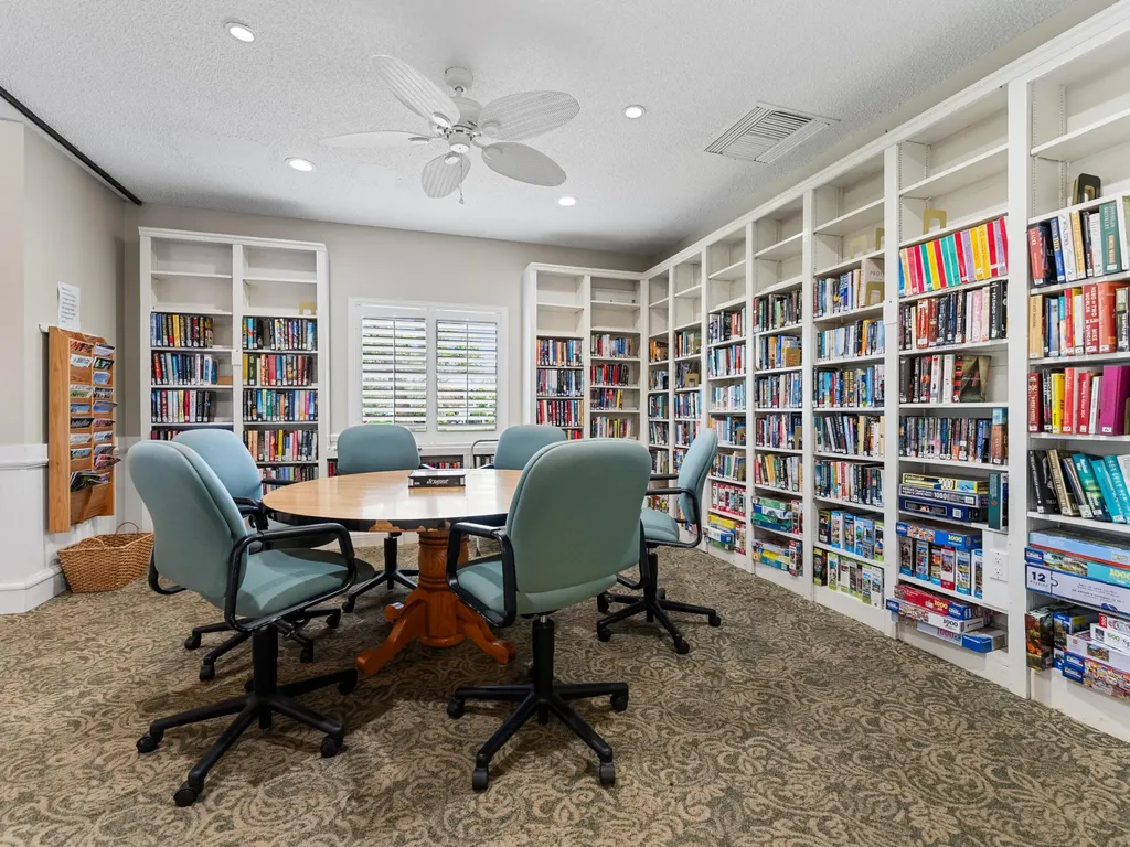 625 W Lake Jasmine Circle Vero Beach FL 32962
