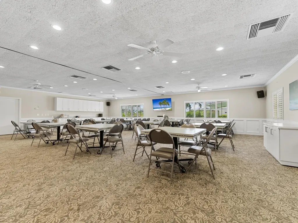 625 W Lake Jasmine Circle Vero Beach FL 32962