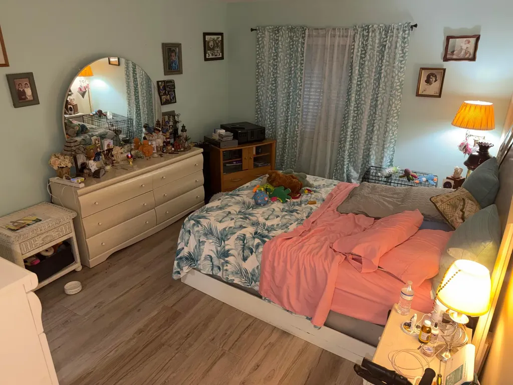 212 Lake Susan Lane West Palm Beach FL 33411