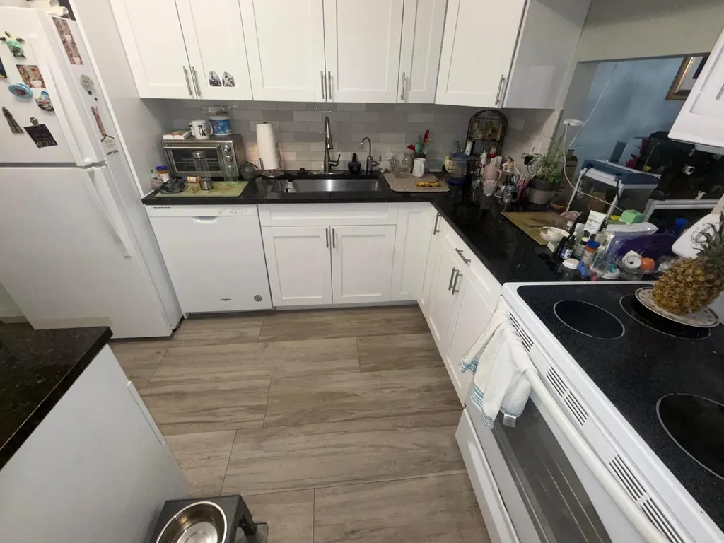 212 Lake Susan Lane West Palm Beach FL 33411