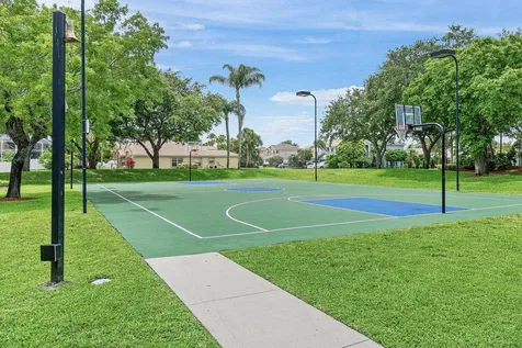 3840 Newport Avenue Boynton Beach FL 33436