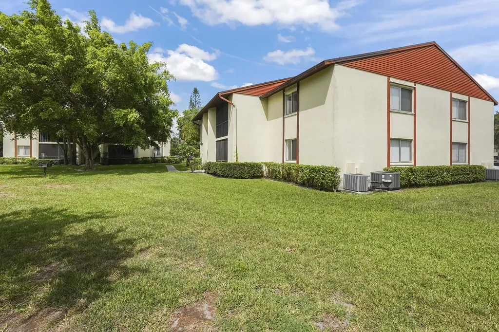 4709 Sable Pine Circle West Palm Beach FL 33417