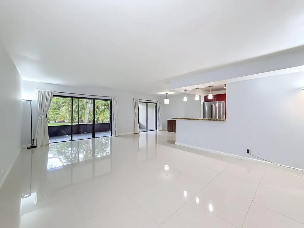 9701 N New River Canal Road Plantation FL 33324