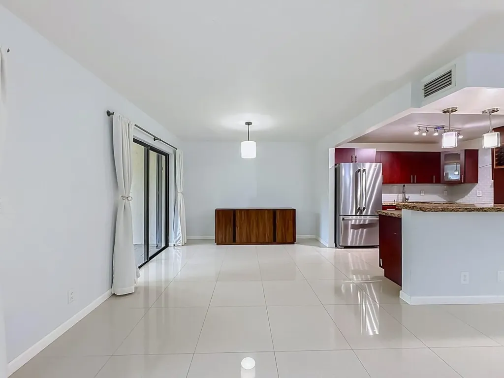 9701 N New River Canal Road Plantation FL 33324