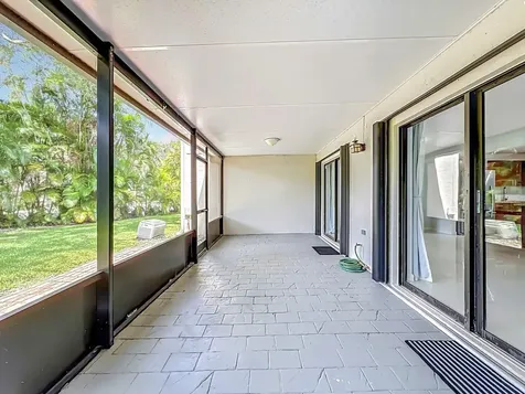9701 N New River Canal Road Plantation FL 33324