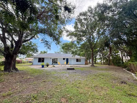 2342 SE Seamist Street Port St Lucie FL 34952