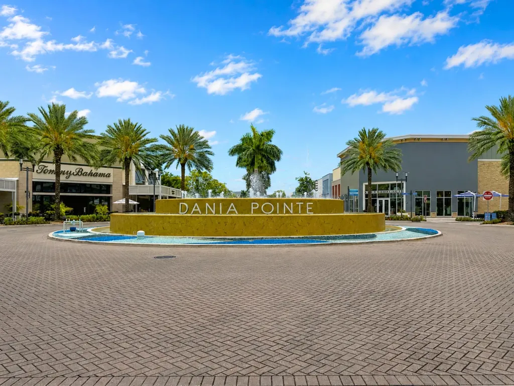 2154 Anchor Court Dania Beach FL 33312