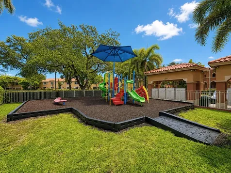 2154 Anchor Court Dania Beach FL 33312
