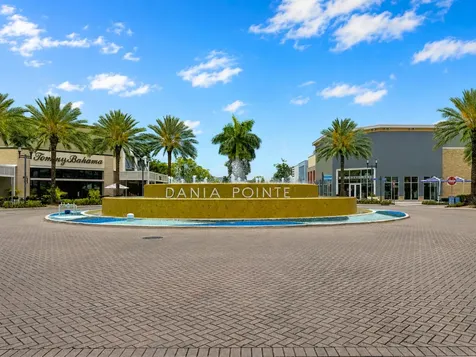 2154 Anchor Court Dania Beach FL 33312