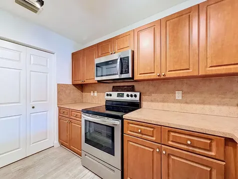 2154 Anchor Court Dania Beach FL 33312