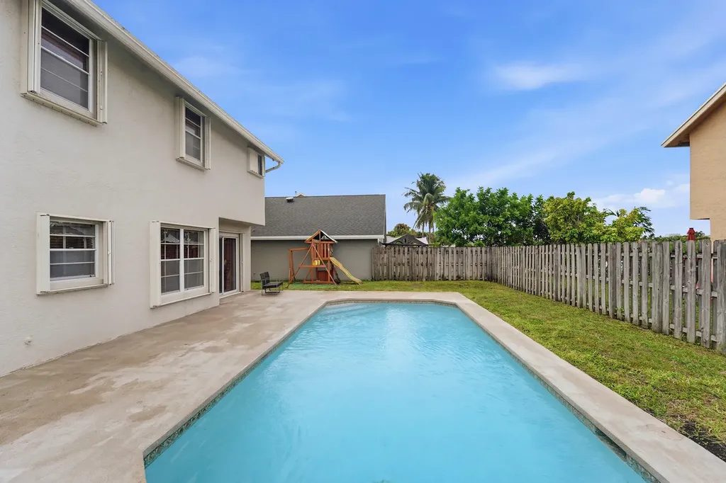 3275 NW 122nd Avenue Sunrise FL 33323