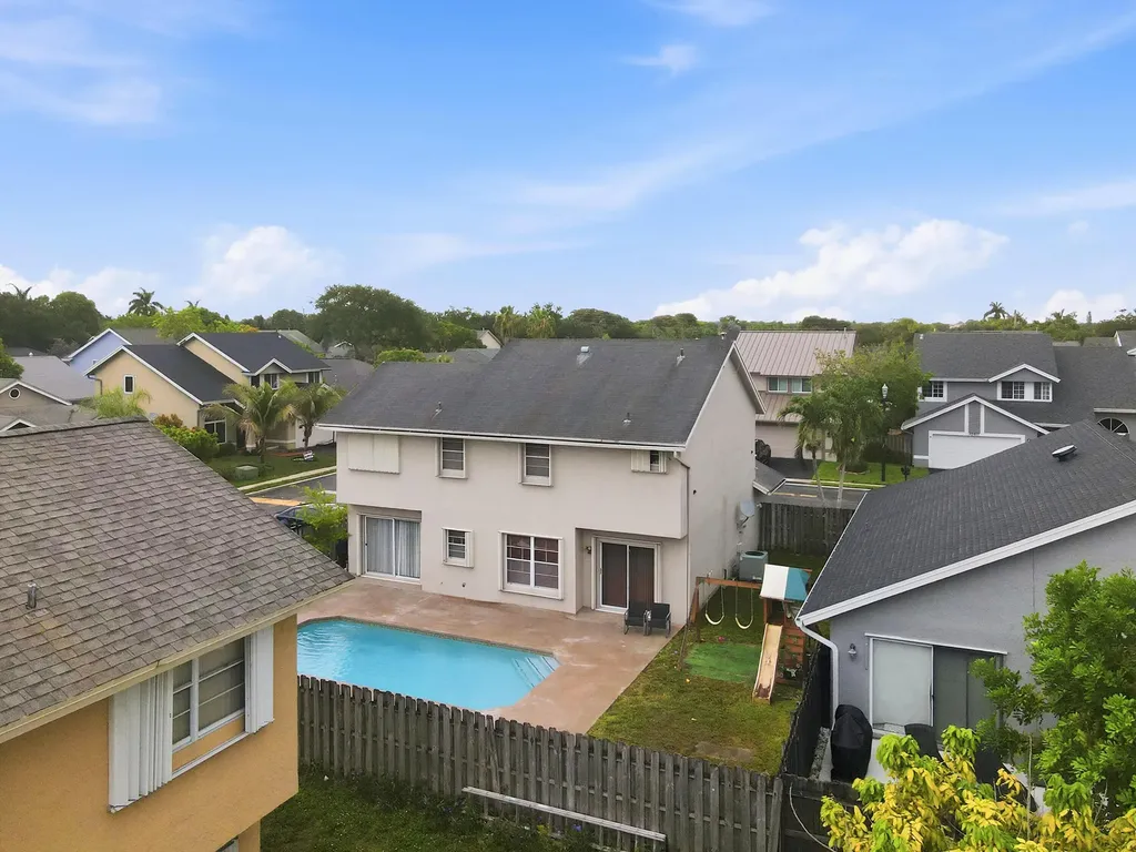 3275 NW 122nd Avenue Sunrise FL 33323