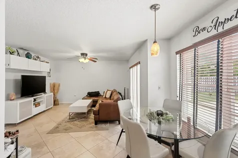 3275 NW 122nd Avenue Sunrise FL 33323