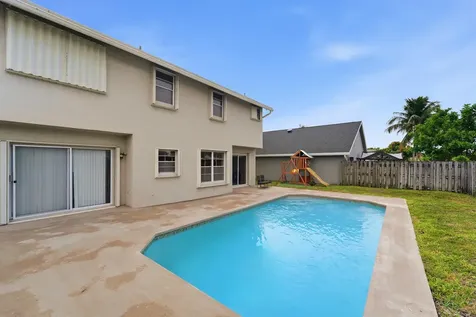 3275 NW 122nd Avenue Sunrise FL 33323