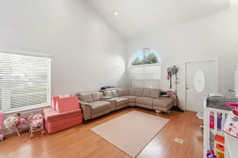 3275 NW 122nd Avenue Sunrise FL 33323