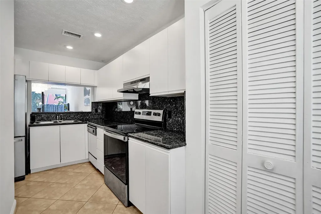 1415 Miami Road Fort Lauderdale FL 33316