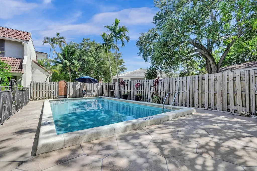 1415 Miami Road Fort Lauderdale FL 33316