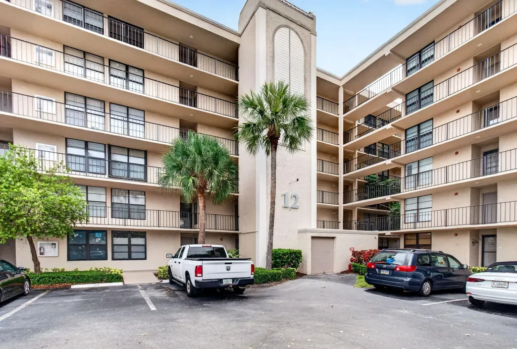 12 Royal Palm Way Boca Raton FL 33432