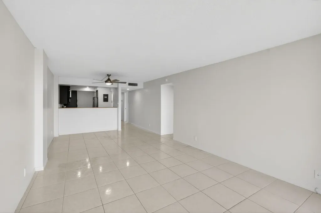 12 Royal Palm Way Boca Raton FL 33432