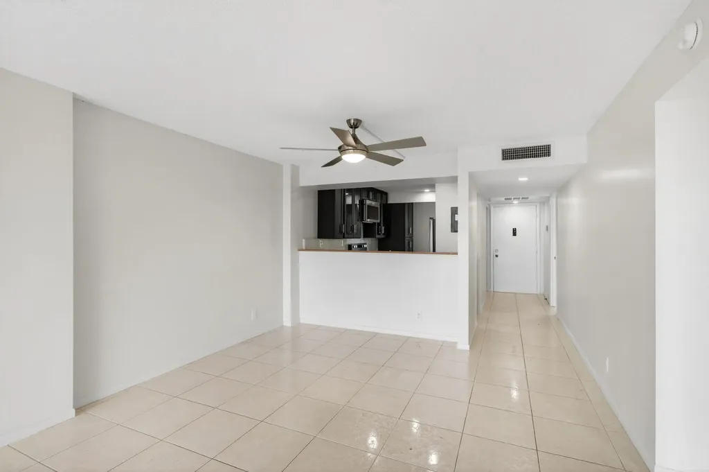 12 Royal Palm Way Boca Raton FL 33432