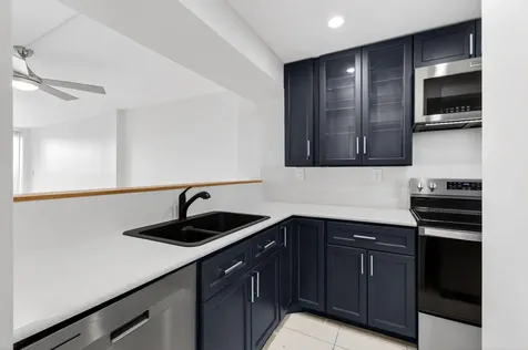 12 Royal Palm Way Boca Raton FL 33432