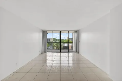 12 Royal Palm Way Boca Raton FL 33432