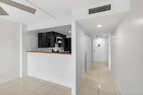 12 Royal Palm Way Boca Raton FL 33432