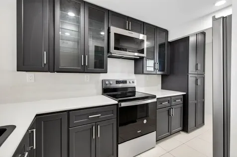12 Royal Palm Way Boca Raton FL 33432