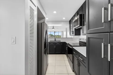 12 Royal Palm Way Boca Raton FL 33432