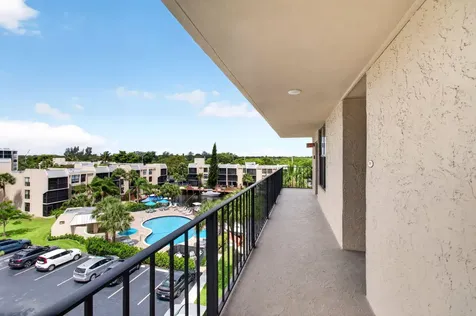 12 Royal Palm Way Boca Raton FL 33432